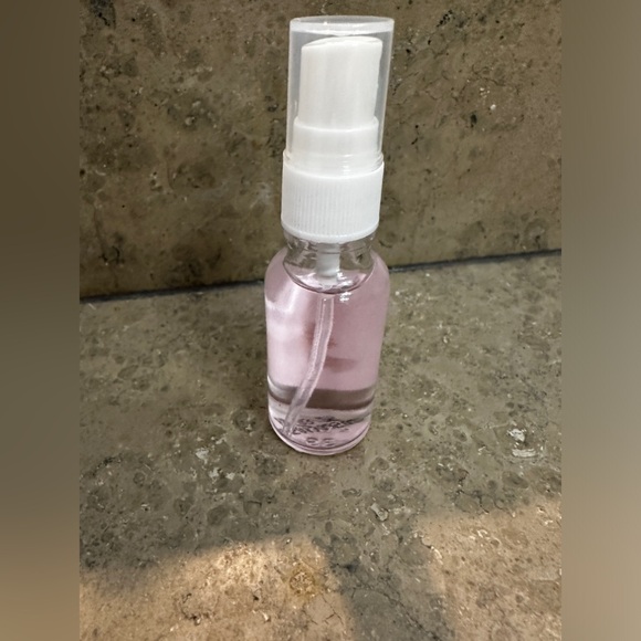 NEW Earth Harbor | TIDAL ROSE Seaweed Hydration Mist - Picture 4 of 4
